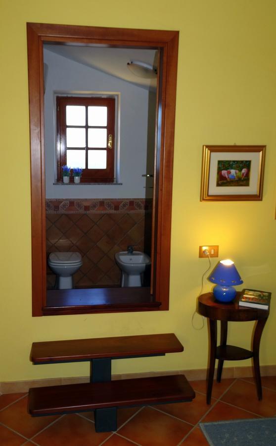 Bb Doliahouse Panzió Dolianova Szoba fotó